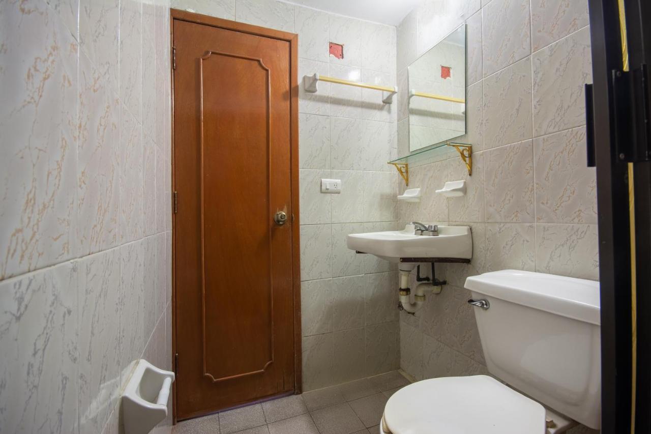 Oyo Hotel El Arabe, Xalapa Zewnętrze zdjęcie